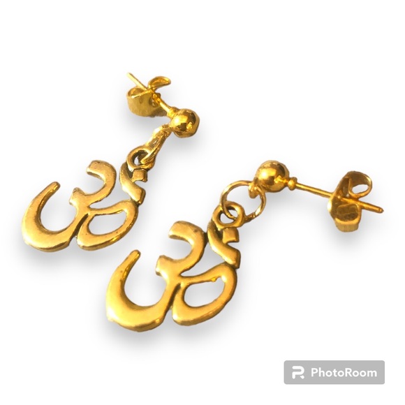 Gold plated Om earrings - Picture 2 of 2